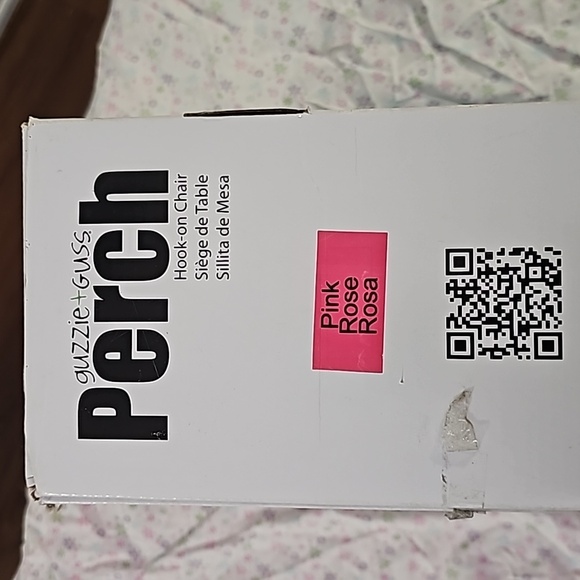 Guzzie & Guss Pink Perch with additional removable washable black cover. - Picture 2 of 2